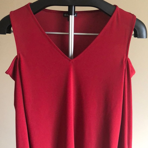 Express open shoulder blouse - Picture 2 of 3